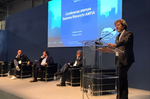 Conferenza_Stampa_sezione_rimorchi